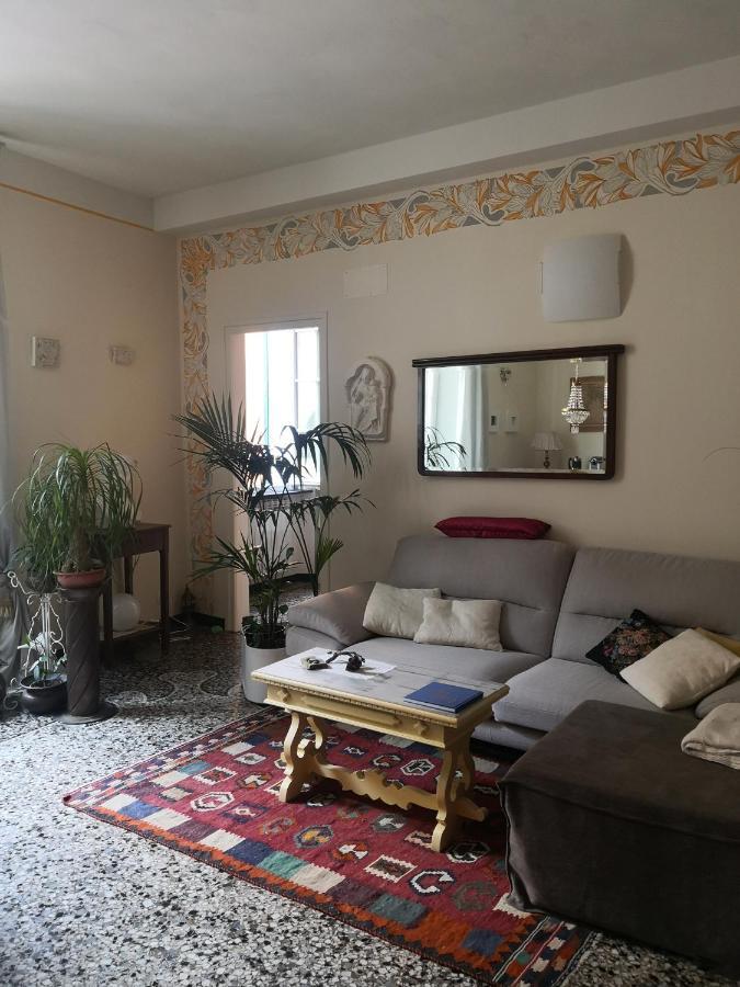 Lavagna Uno Bed & Breakfast Genoa Exterior photo